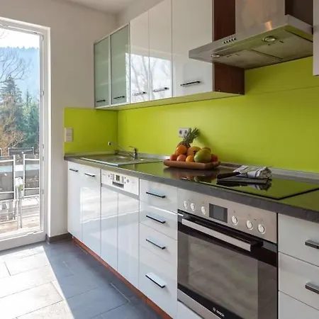 Ferienhaus Dieboldsberg 度假居 *